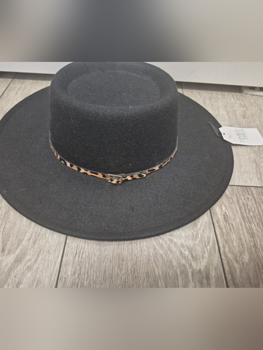 Time & Tru Women's Black Color 15 Inch Wide-Brim Wool-Blend Hat with LeopardBand - Picture 2 of 7